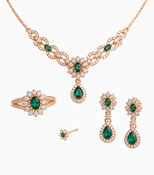 Diamond Bridal Set (Necklace, Earrings, Ring) 1.80 ct in 18K Gold