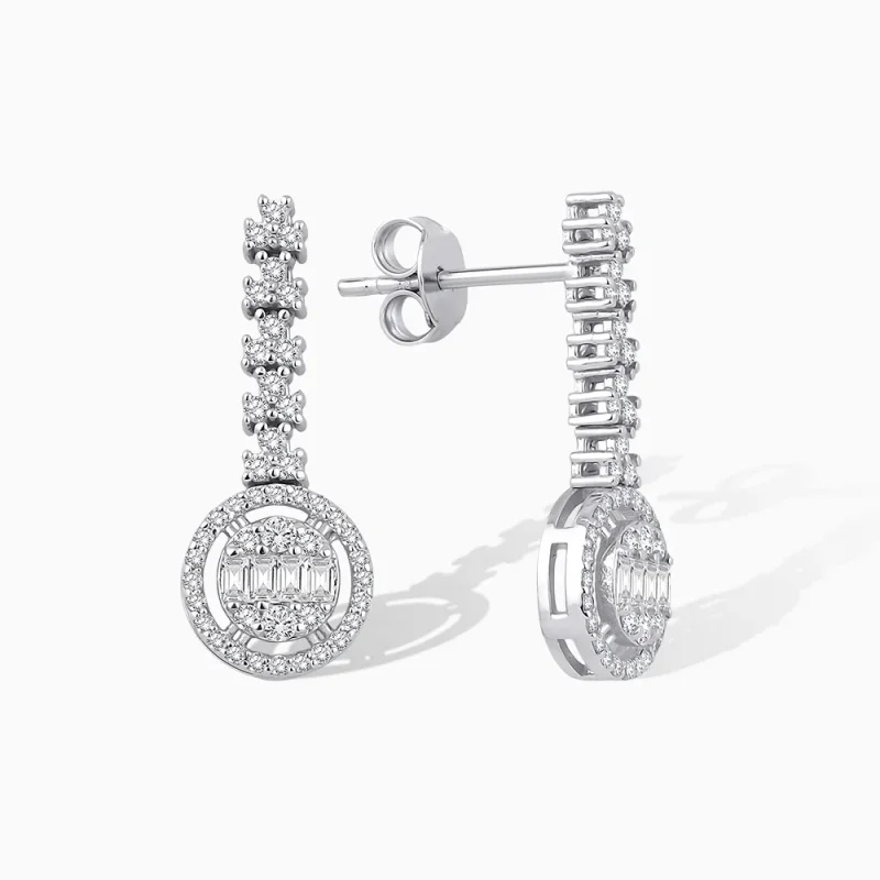 0.65 ct Pırlanta Baget Küpe
