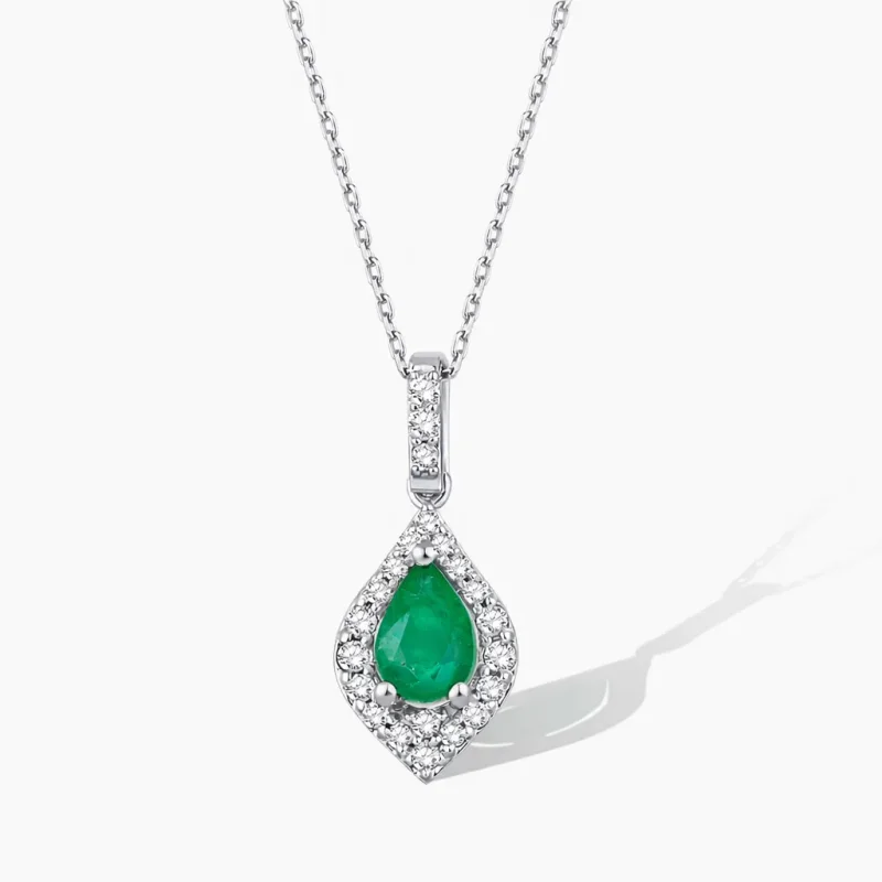 0.54 ct Zümrüt Kolye