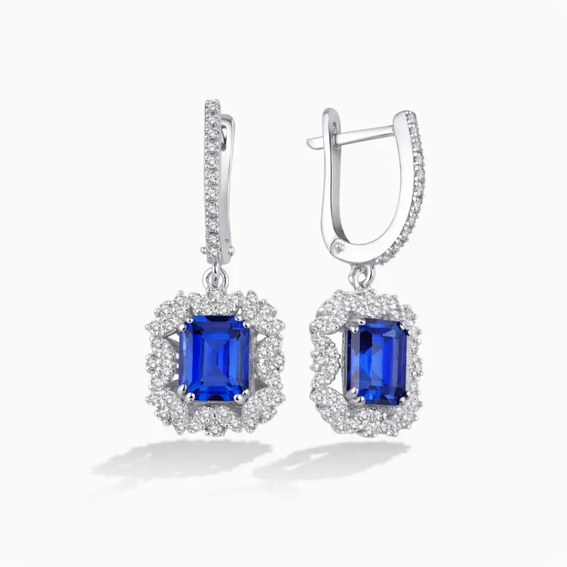3.69 ct Safir Küpe