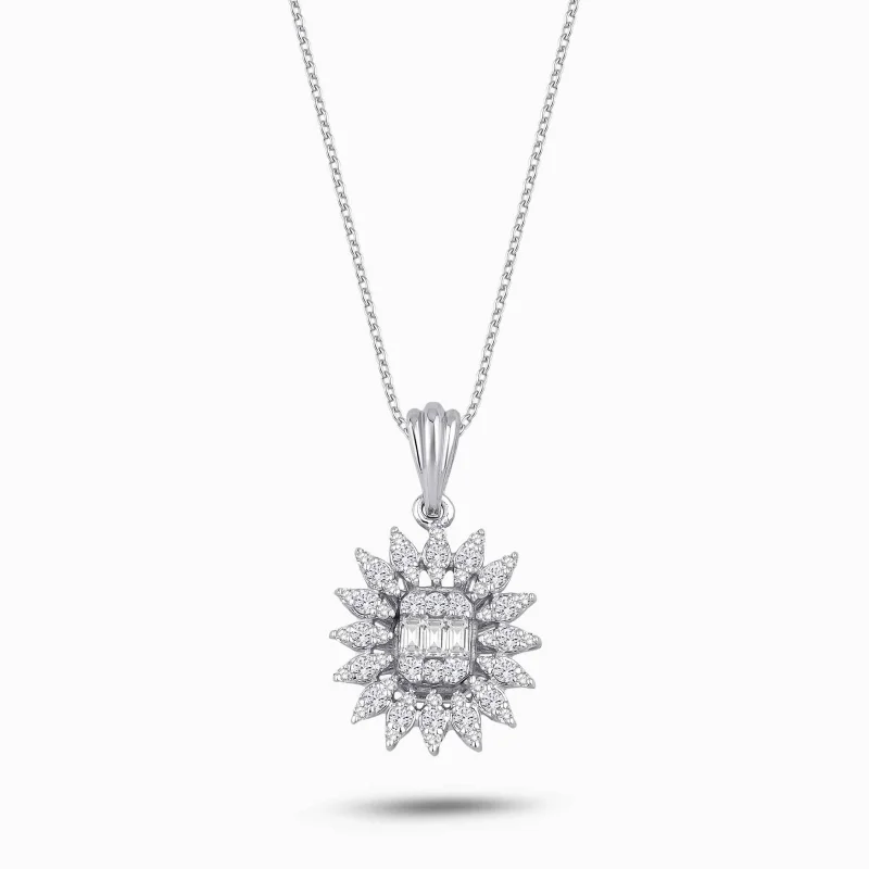 0.35 ct Pırlanta Baget Kolye