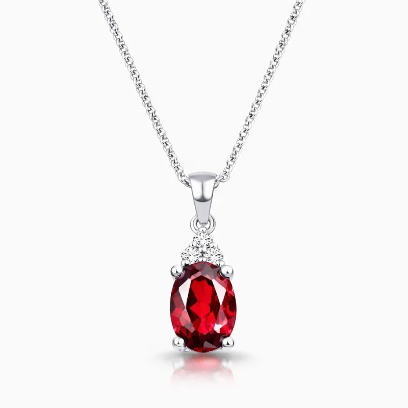 0.96 ct Yakut Kolye