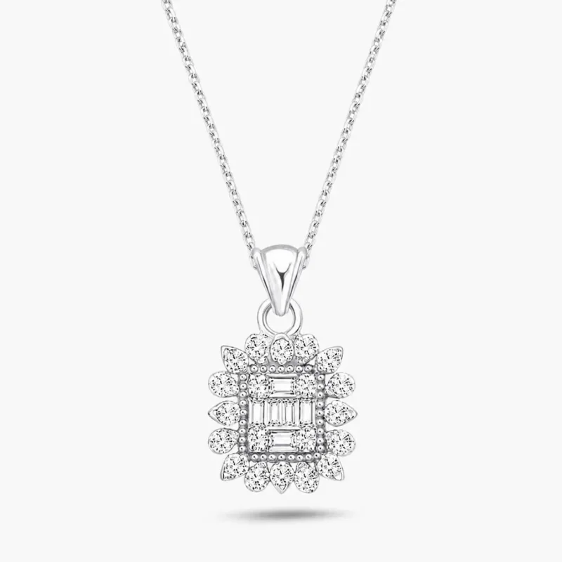0.12 ct Pırlanta Baget Kolye
