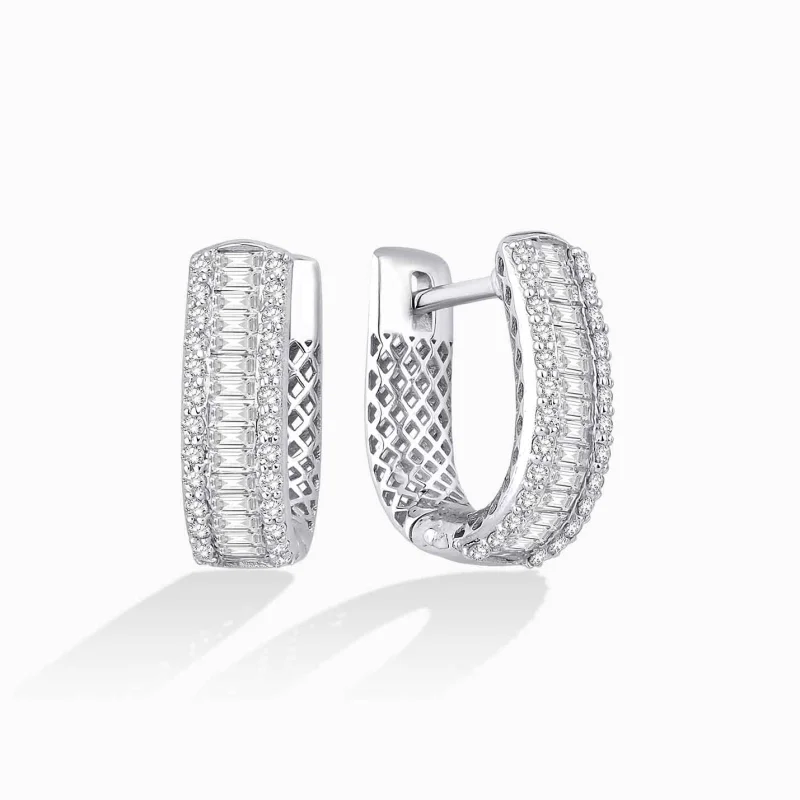 1.02 ct Pırlanta Baget Küpe