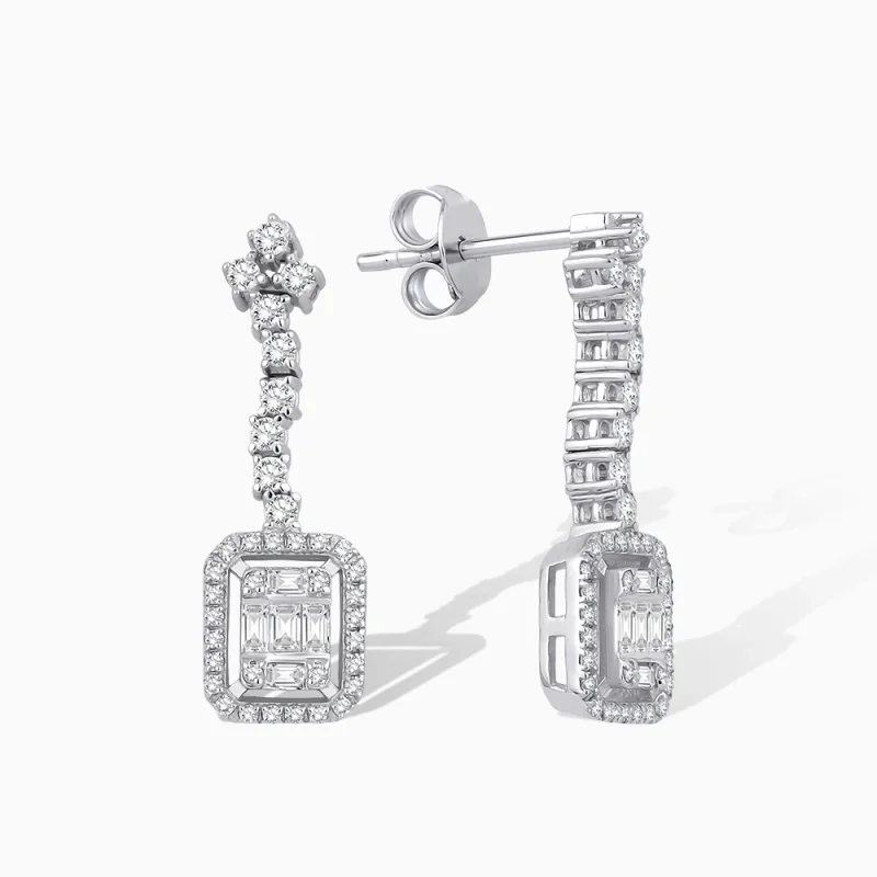 0.77 ct Pırlanta Baget Küpe