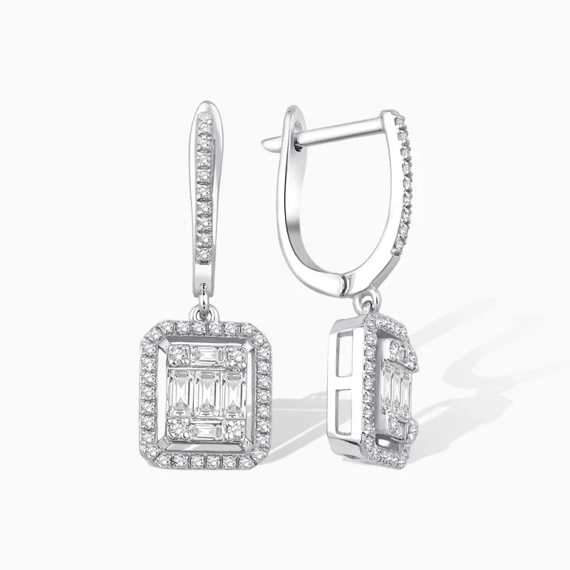 0.70 ct Pırlanta Baget Küpe
