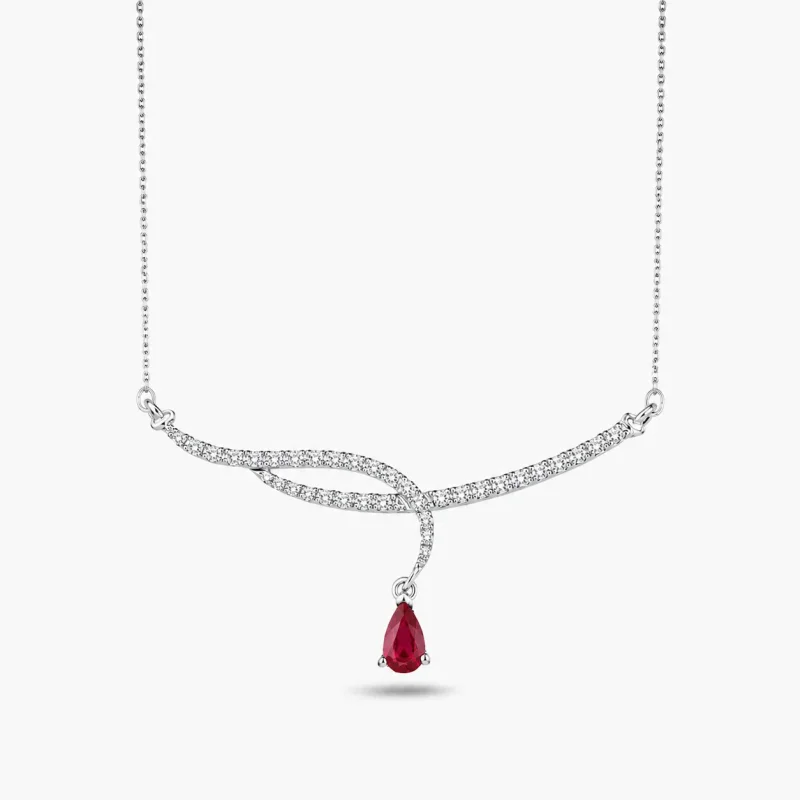 0.79 ct Yakut Kolye