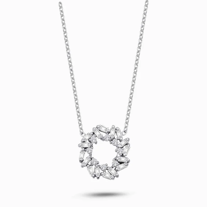 0.32 ct Pırlanta Baget Kolye