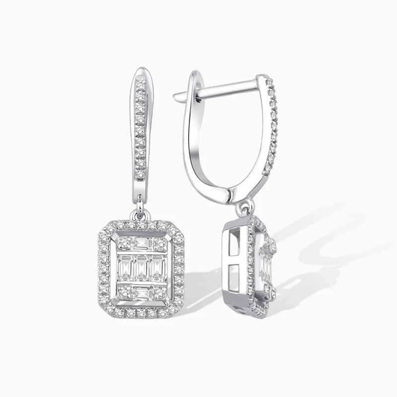 0.62 ct Pırlanta Baget Küpe