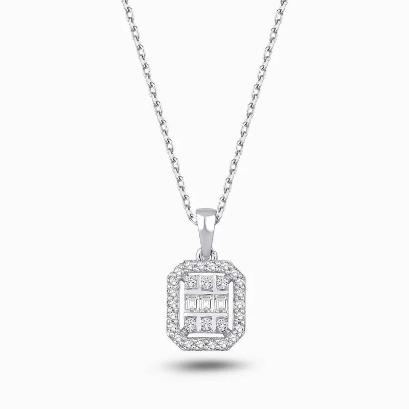 0.20 ct Pırlanta Baget Kolye