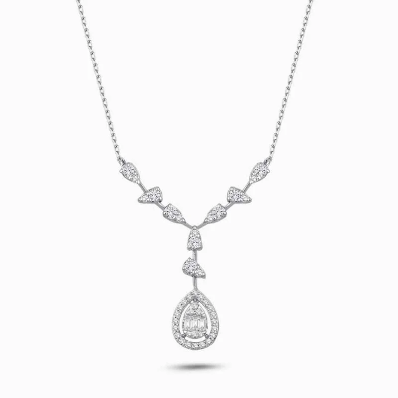 0.47 ct Pırlanta Baget Kolye