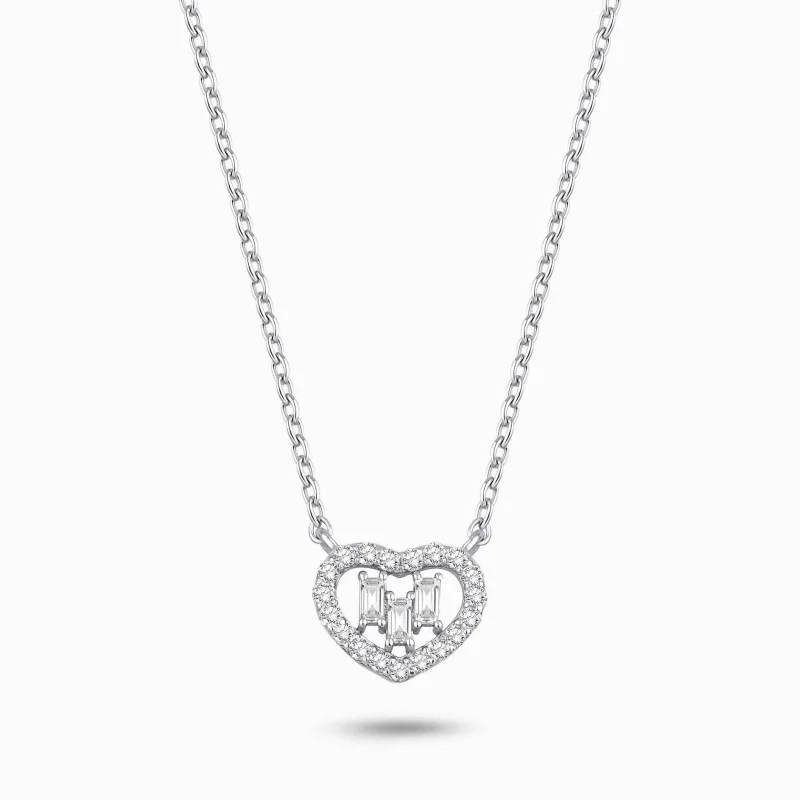 0.23 ct Pırlanta Baget Kolye