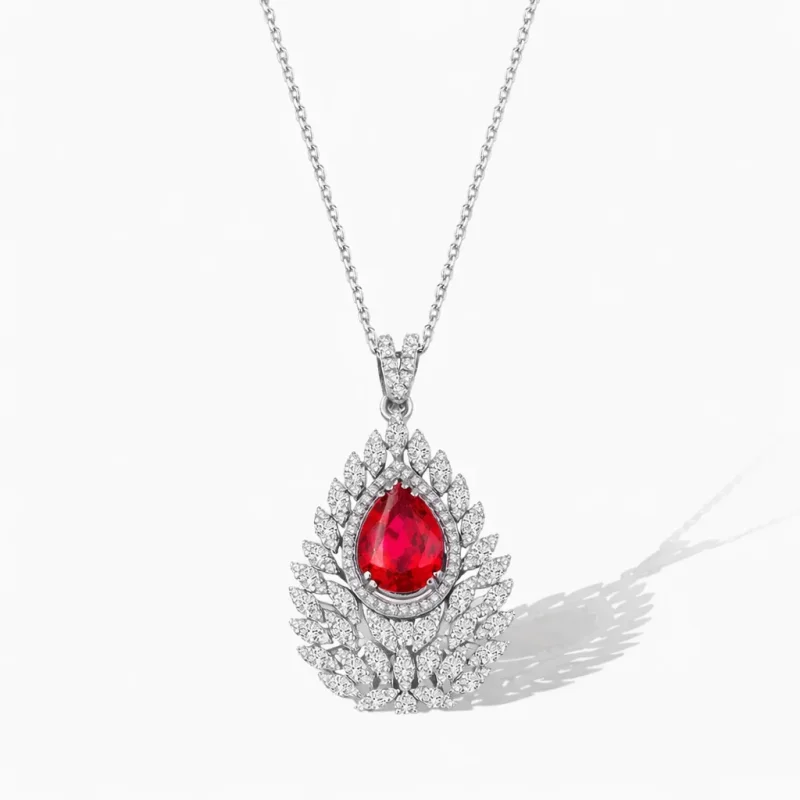 3.30 ct Yakut Kolye