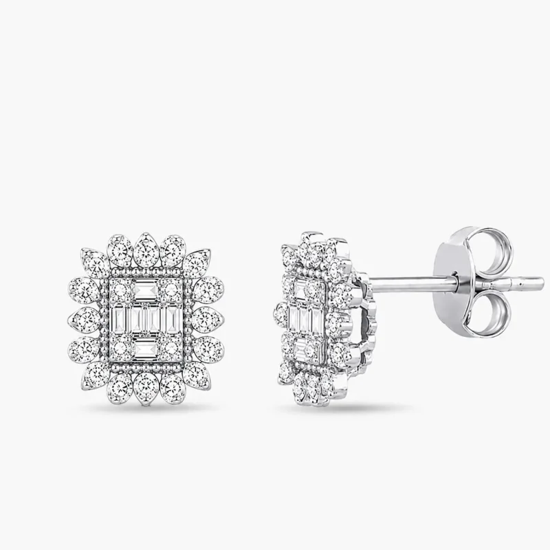 0.24 ct Pırlanta Baget Küpe