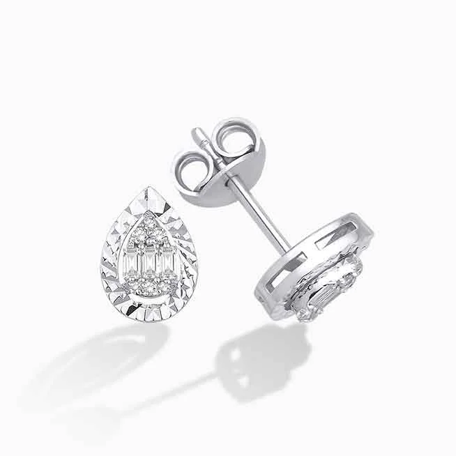 0.20 ct Pırlanta Baget Küpe